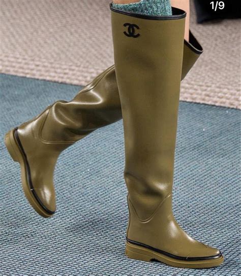 chanel gummistiefel grün|Chanel Gummistiefel .